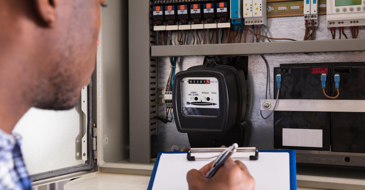 Wanneer overstappen van energieleverancier met zonnepanelen én analoge meter?