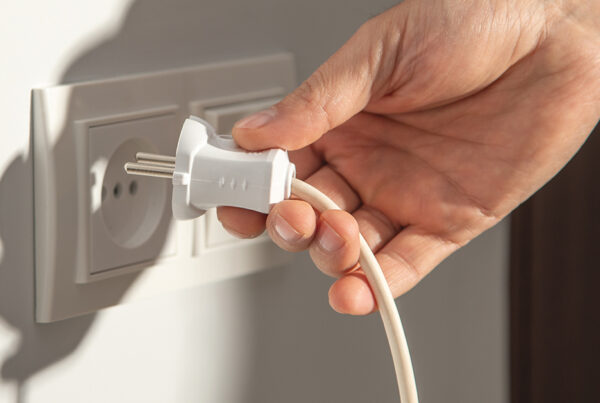 plug-in-zonnepanelen-en-thuisbatterijen